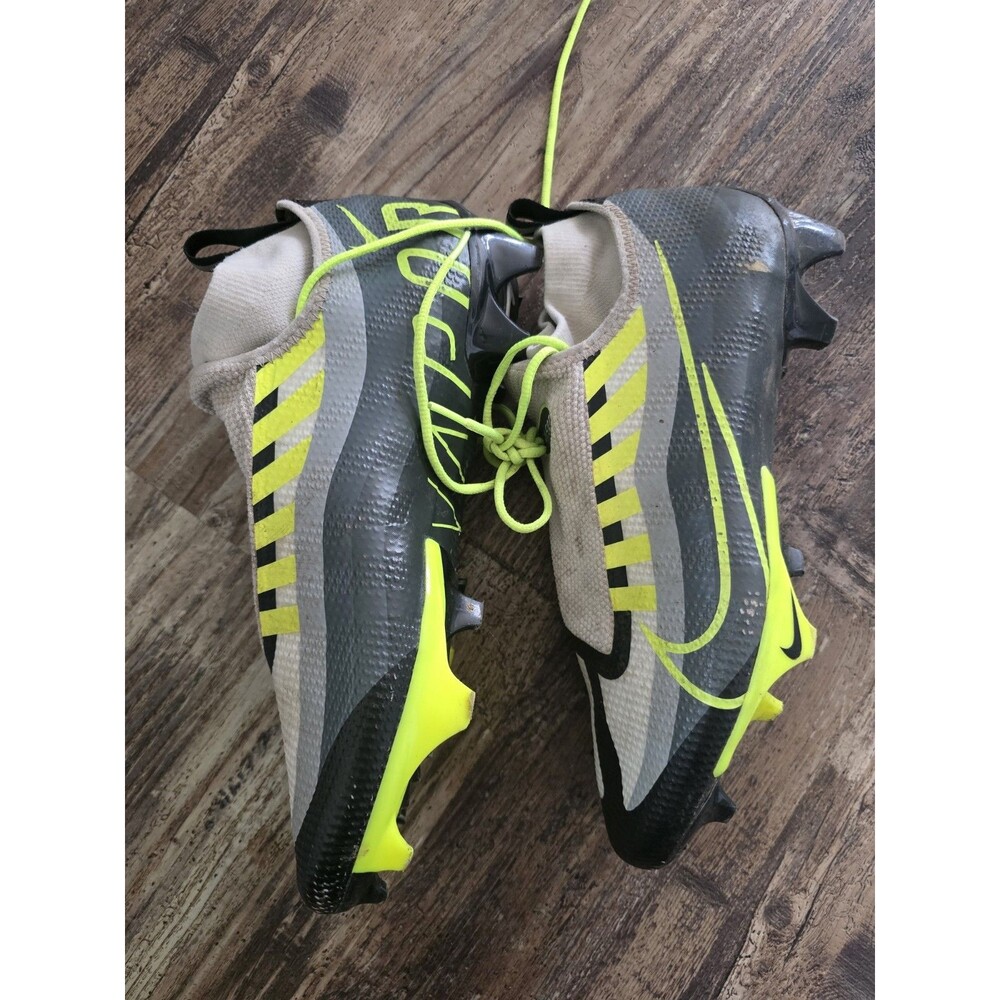 Nike Vapor Edge Pro 360 Football Cleats Style DQ3670-071 8.5 *see 4th Photo*